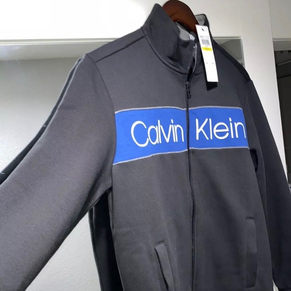 Calvin Klein black/blue jacket - Picture 2 of 5
